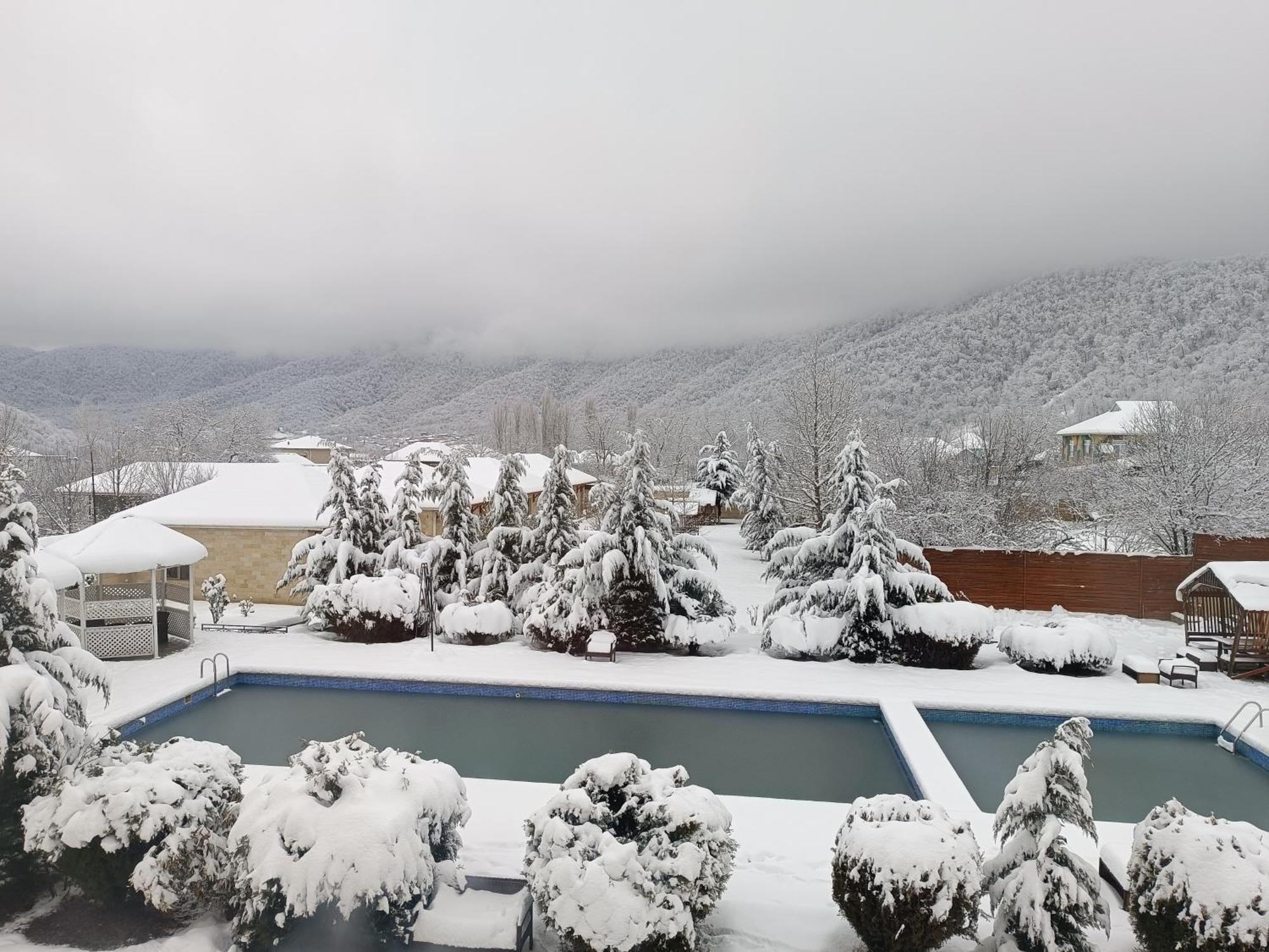 Gabala Bliss Inn Hotel And Restaurant Exteriör bild